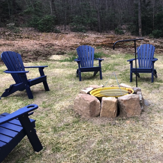 Firepit with swing grill